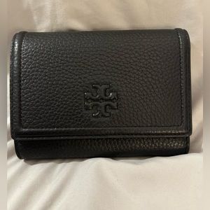 Like new Tory Burch tri fold wallet